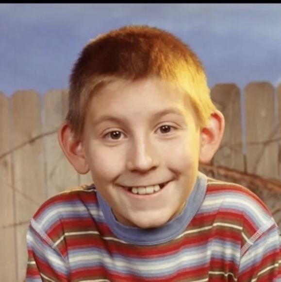 Meet your Posher, Alex - Picture 1 of 1